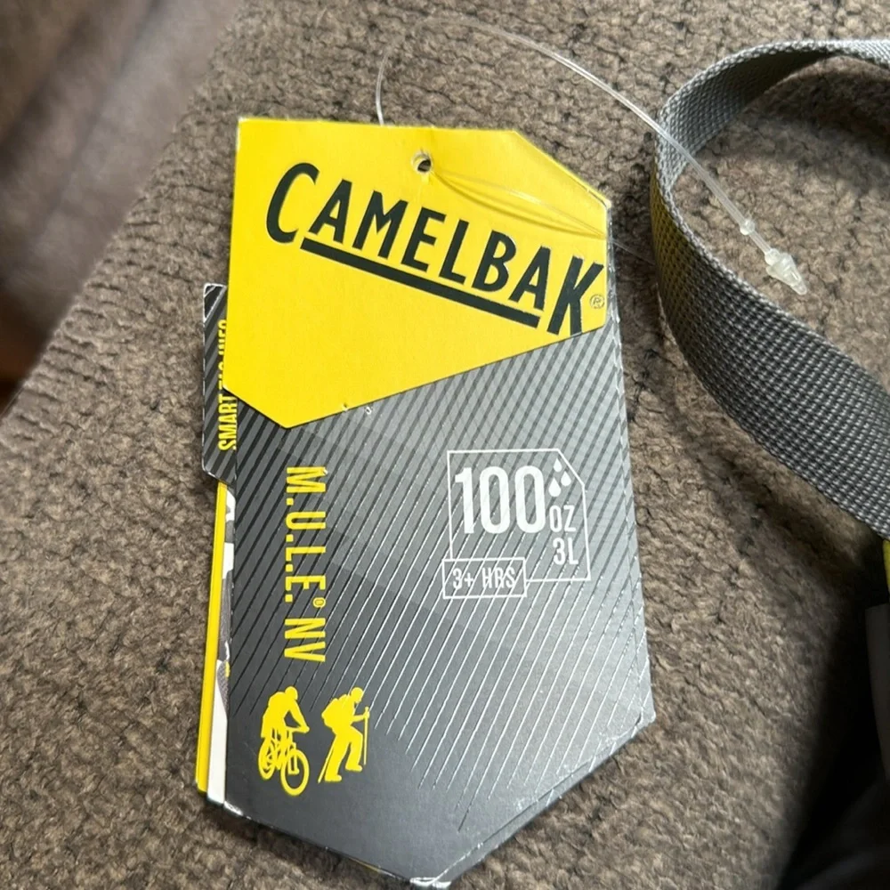 New w/tags Camelbak Mule NV